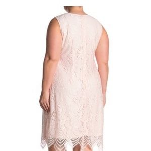 Sharagano Dresses - Sharagano scallop lace tank dress Sharagano Dresses - Sharagano scallop lace tank dress